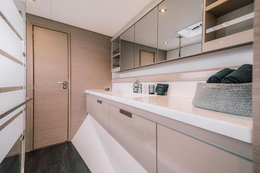 Fountaine Pajot Tanna 47 image