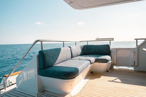 Broward 110 RAISED PILOTHOUSE image