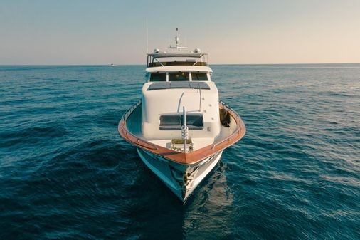 Broward 110 RAISED PILOTHOUSE image