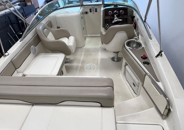 Sea-ray 240-SUNDECK image