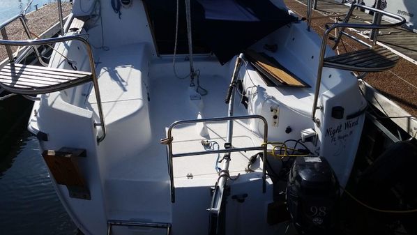 Hunter 26 image