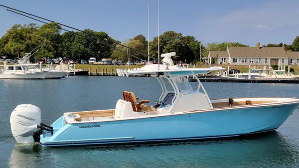 Valhalla Boatworks V-33 Center Console Seakeeper 