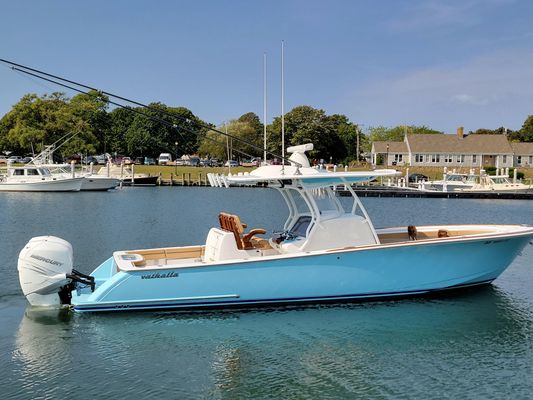 Valhalla Boatworks V-33 Center Console Seakeeper - main image