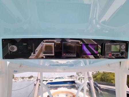 Valhalla Boatworks V-33 Center Console Seakeeper image