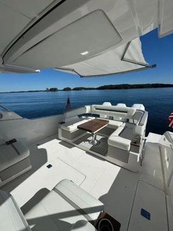 Tiara Yachts 38 LS image