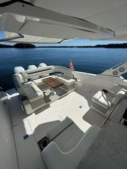 Tiara Yachts 38 LS image