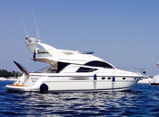 Fairline Phantom 46 - main image