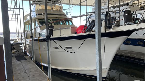Hatteras 53 Motor Yacht