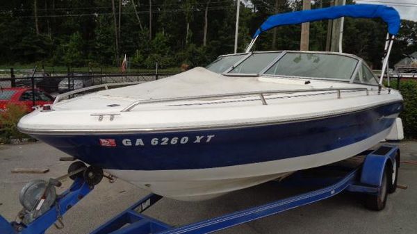 Sea Ray 200 Signature
