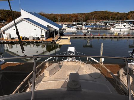 Hatteras 61 Motor Yacht image