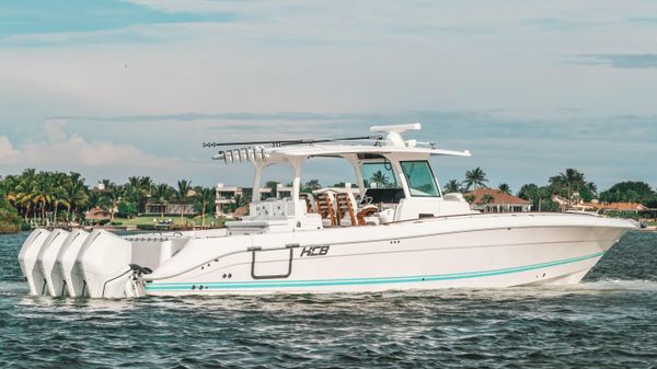 HCB 42 Lujo