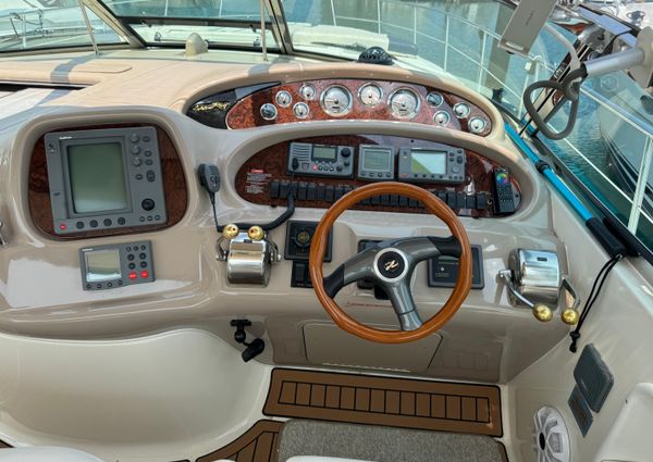 Sea Ray 380 Sundancer image