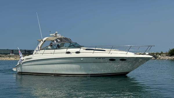 Sea Ray 380 Sundancer