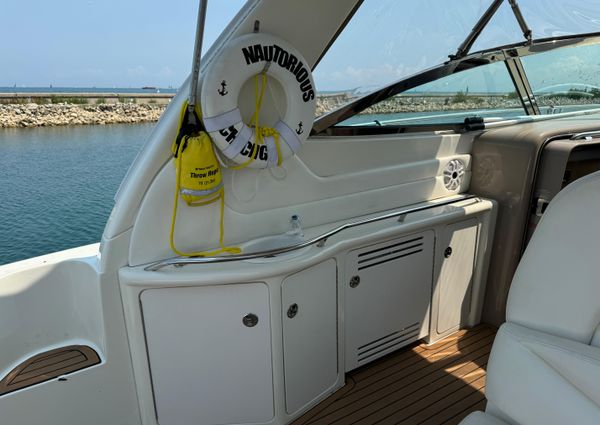 Sea Ray 380 Sundancer image