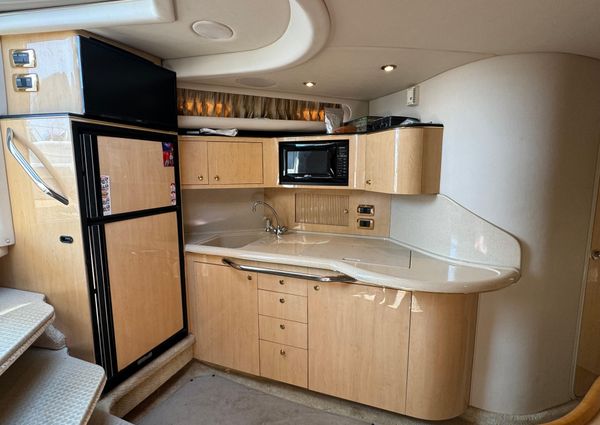 Sea Ray 380 Sundancer image