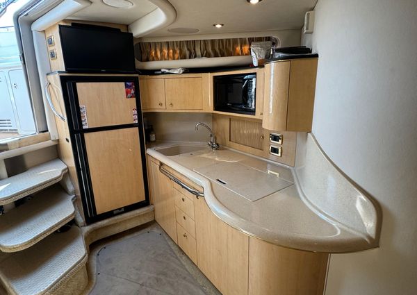 Sea Ray 380 Sundancer image