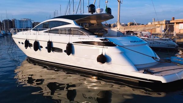 Pershing 56