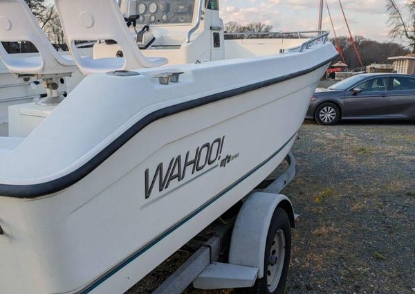 Wahoo 185-CENTER-CONSOLE image