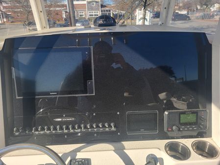 Cobia 280 Center Console image