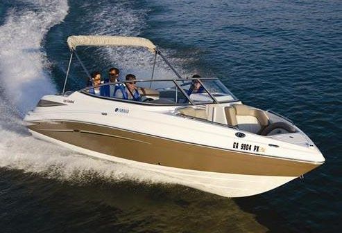 Yamaha Boats 232 Limited 