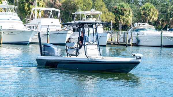 Skeeter SX 240