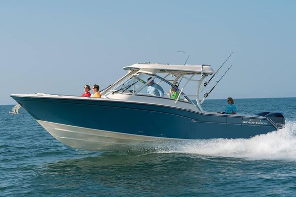 Grady-White Freedom 325 - main image