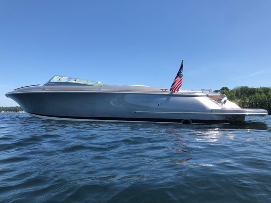 Chris-Craft Corsair 32 - main image