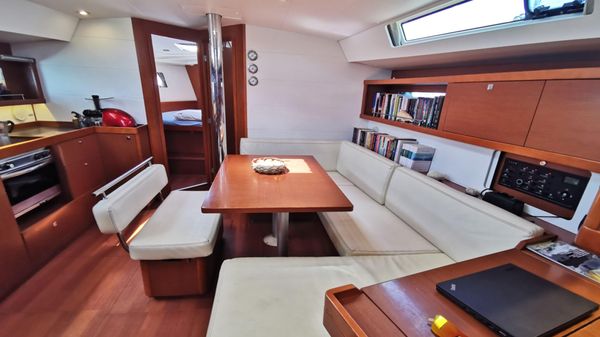 Beneteau Oceanis 45 image