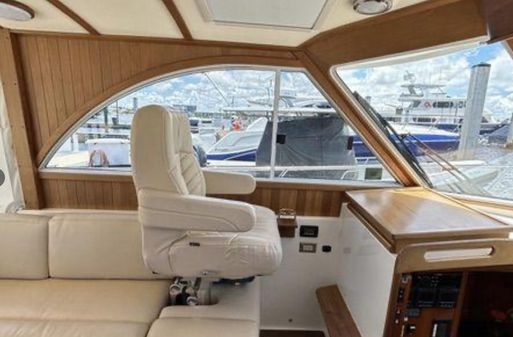 Legacy-yachts 32 image