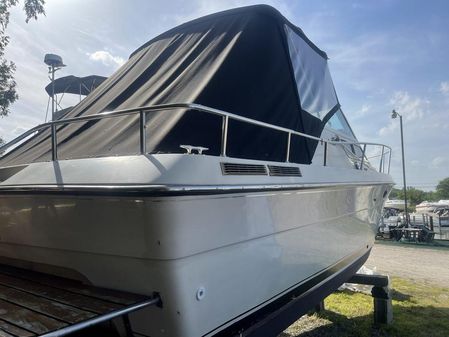 Tiara Yachts 2700 Continental image