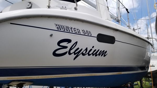 Hunter 340