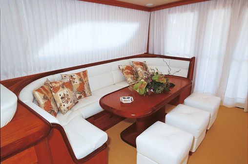 Camuffo 55 Flybridge image