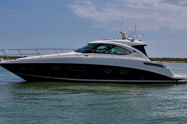 Sea Ray 470 Sundancer - main image