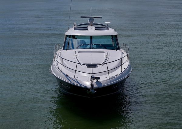 Sea Ray 470 Sundancer image