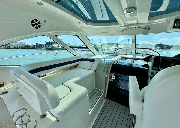 Sea Ray 470 Sundancer image