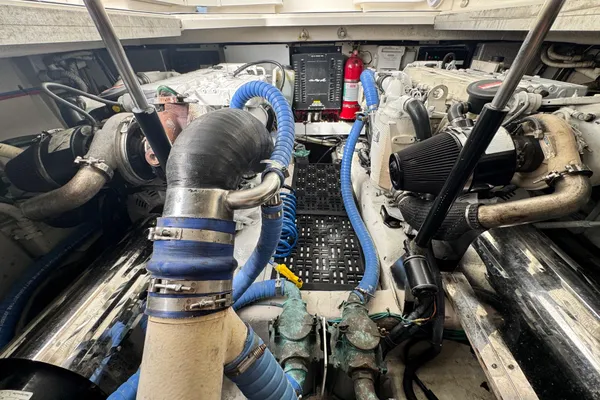 Sea Ray 470 Sundancer image