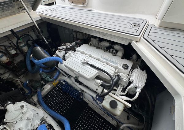 Sea Ray 470 Sundancer image