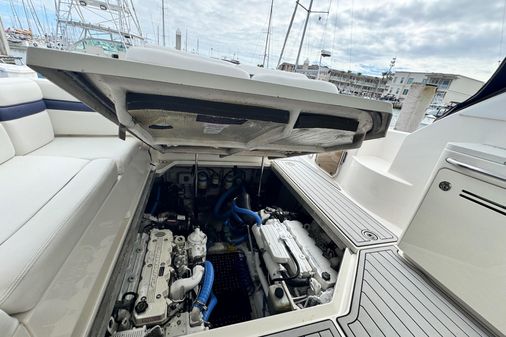 Sea Ray 470 Sundancer image