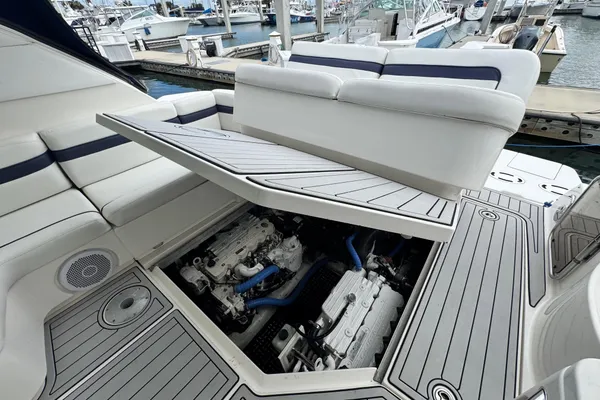 Sea Ray 470 Sundancer image