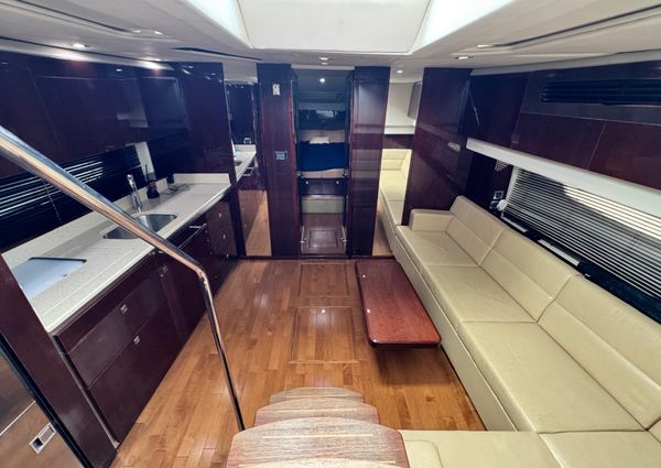 Sea Ray 470 Sundancer image