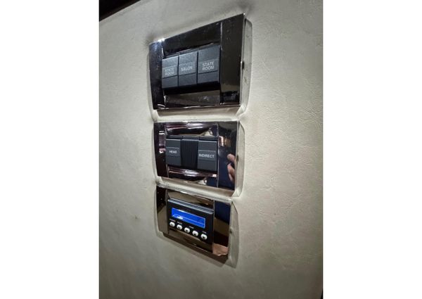 Sea Ray 470 Sundancer image