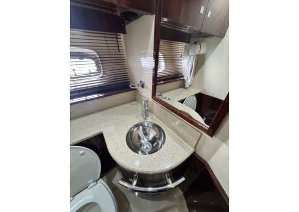 Sea Ray 470 Sundancer image