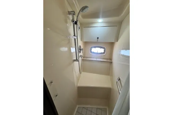 Sea Ray 470 Sundancer image