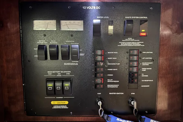 Sea Ray 470 Sundancer image