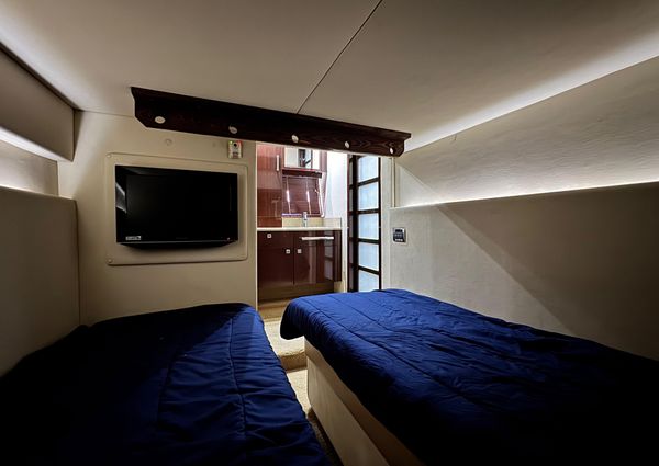 Sea Ray 470 Sundancer image