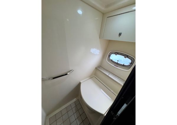 Sea Ray 470 Sundancer image