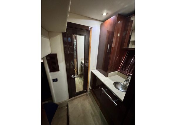Sea Ray 470 Sundancer image