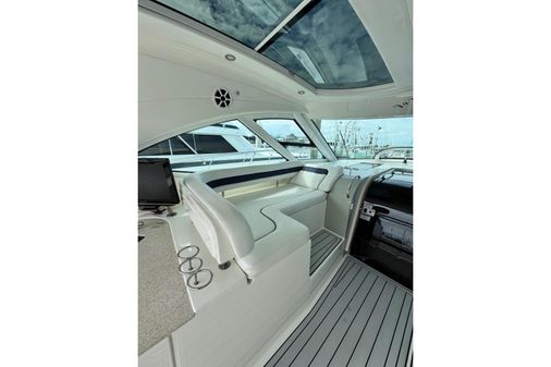Sea Ray 470 Sundancer image