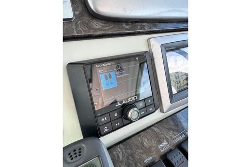 Sea Ray 470 Sundancer image