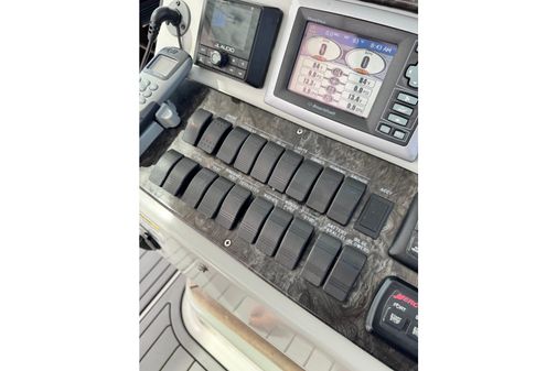 Sea Ray 470 Sundancer image